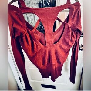FREE PEOPLE Burgundy Long Sleeve Cutout Light Knit Sweater, Small (PMB3) HTF!